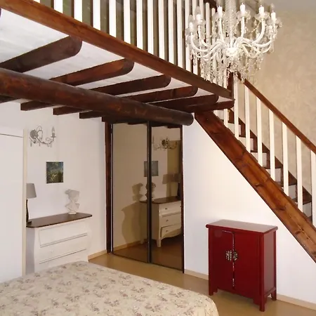 Guest house Jim Cosy & Saint-Hilaire-d'Ozilhan